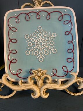 Hallmark Northpole Blue Ceramic Plate with White Snowflake & Red Ribbon